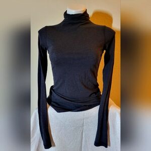 Long sleeve turtle neck